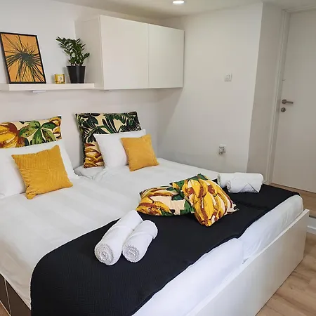 New & Freshly Renovated Luanna Apartament Koper